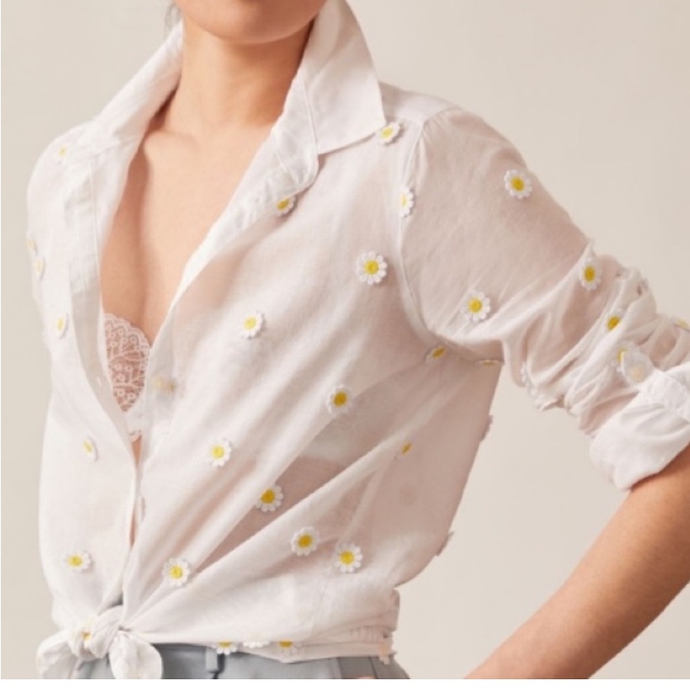 Anthropologie White Daisy Embroidered Button Down Shirt